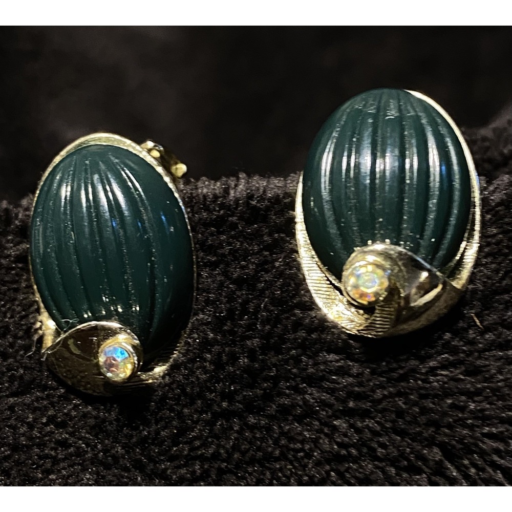 Vintage Karu Earrings Clip On Forest Green Gold Tone Rhinestone Oval Elegant